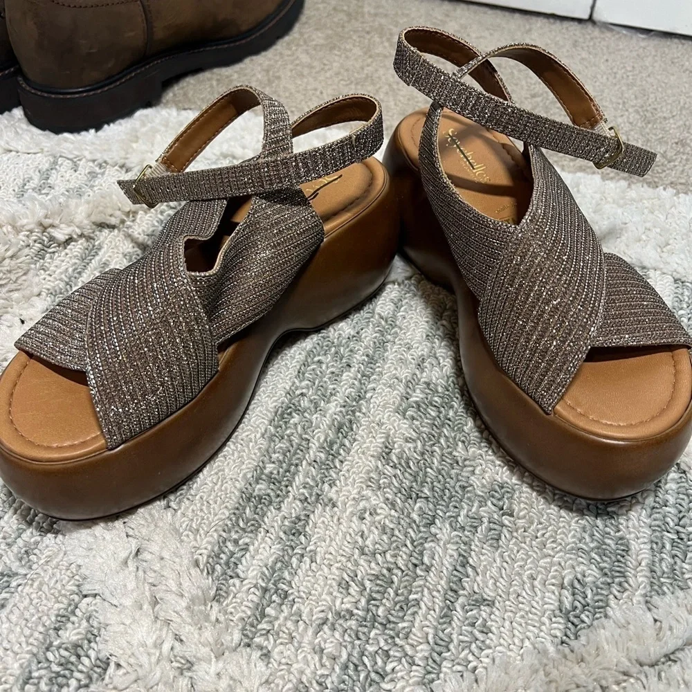 Seychelles Brown Textured Slingback Sandals
